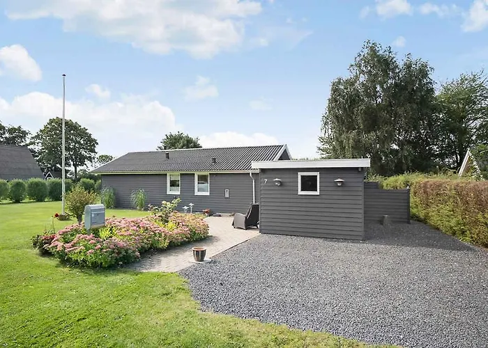 Сasa de vacaciones House Close To The